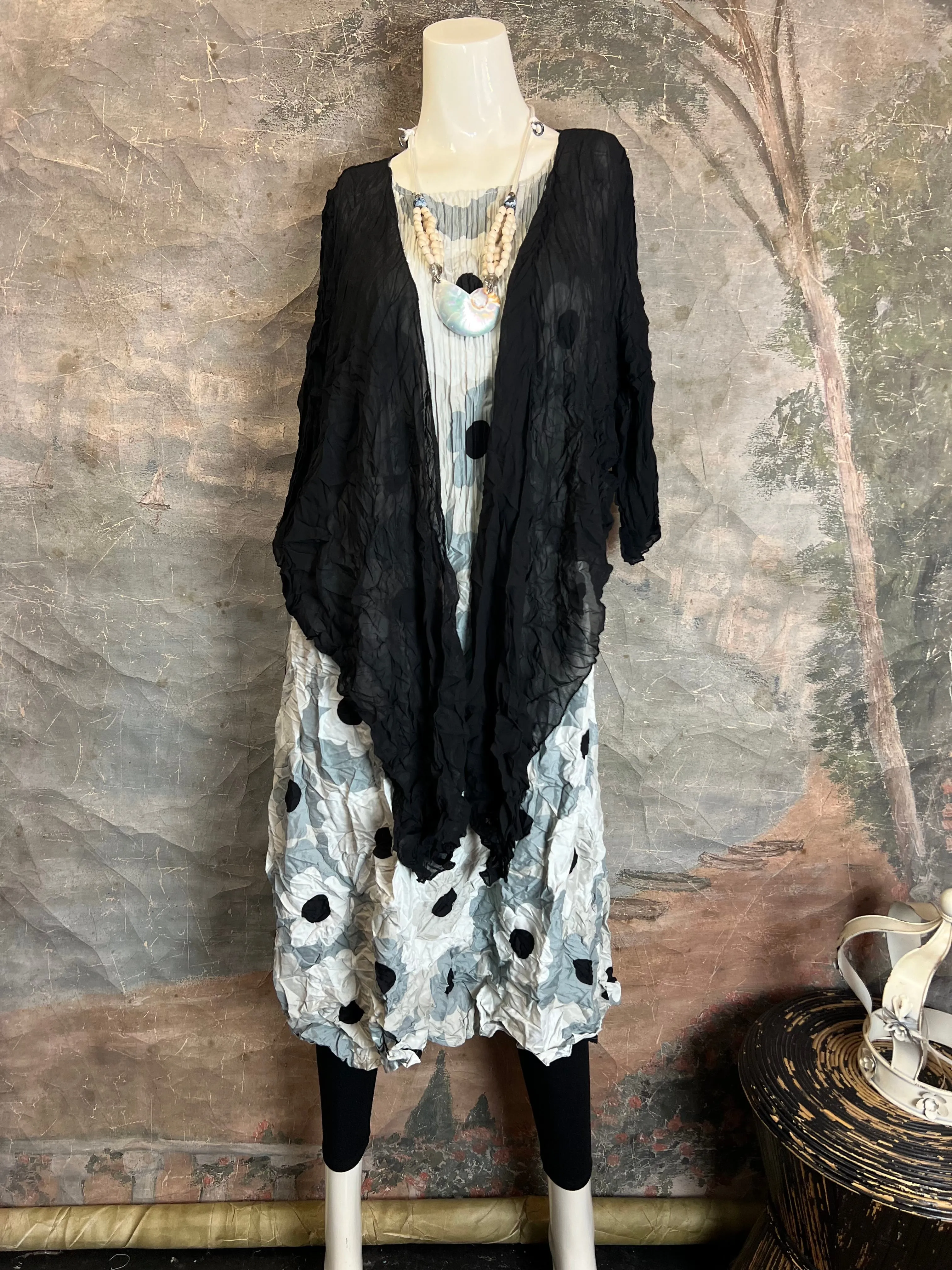 AB112BLKF Smash Shrug