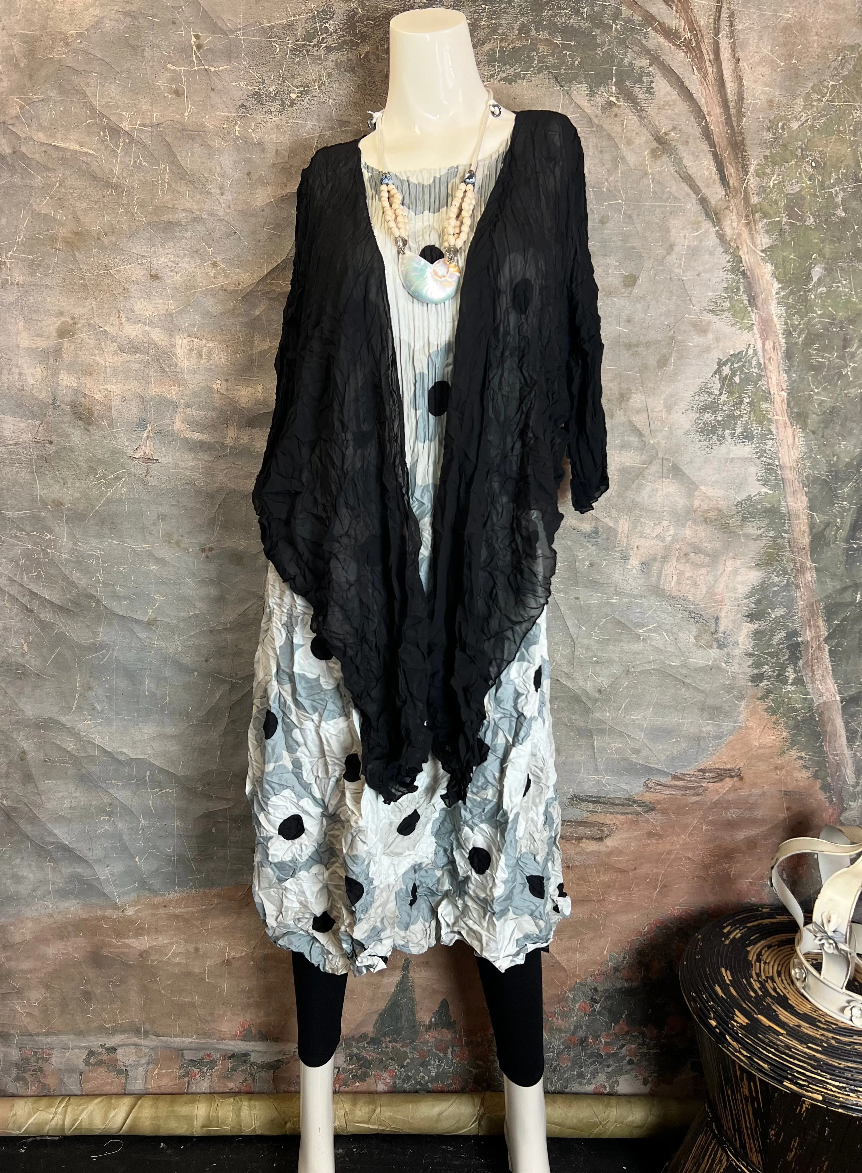 AB112BLKF Smash Shrug