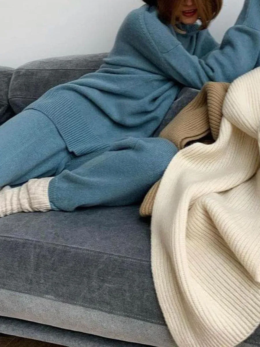 Cosy Turtleneck Knit Two-Piece Suit