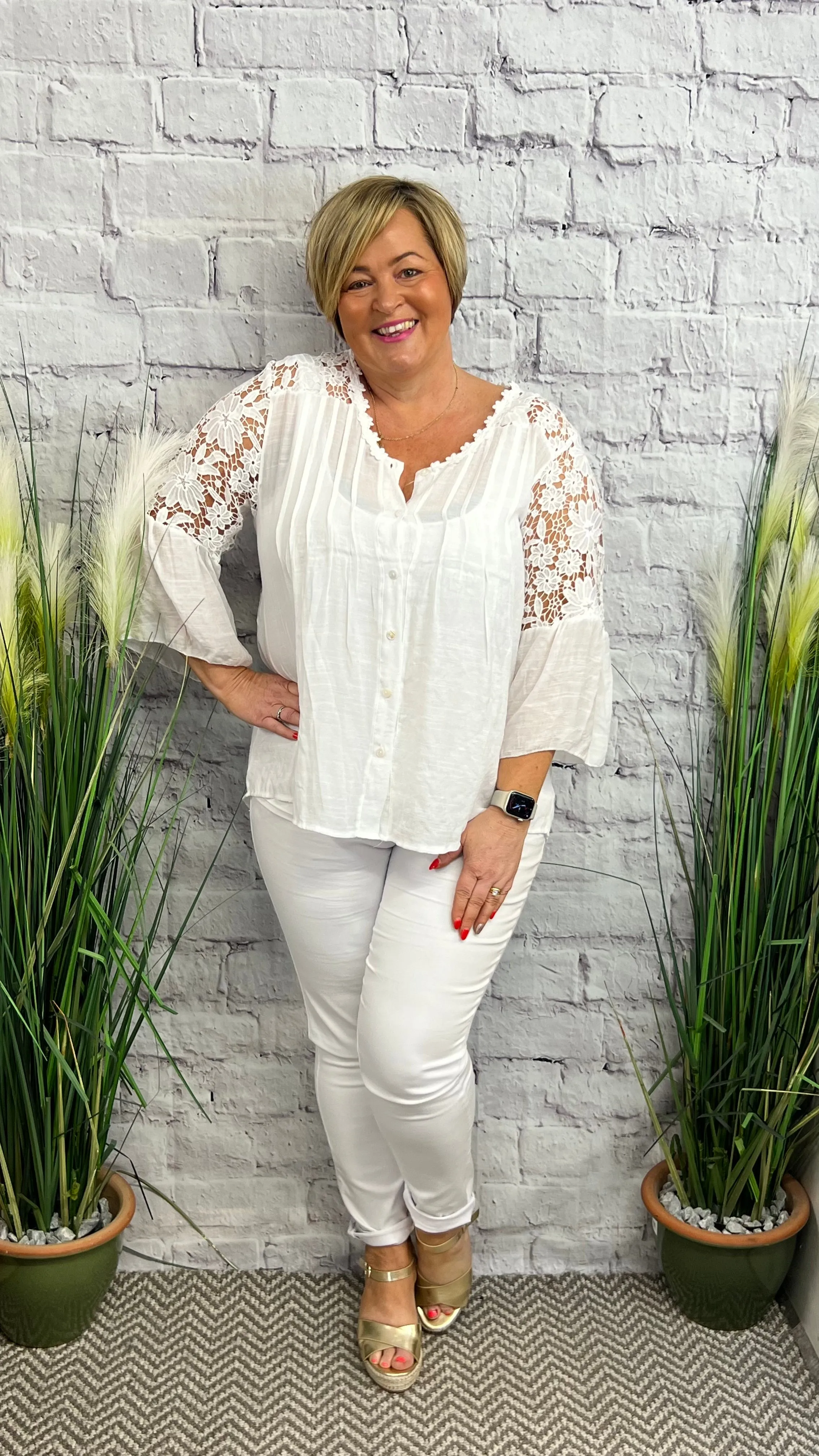 EMMA Embroidery Lace Shirt