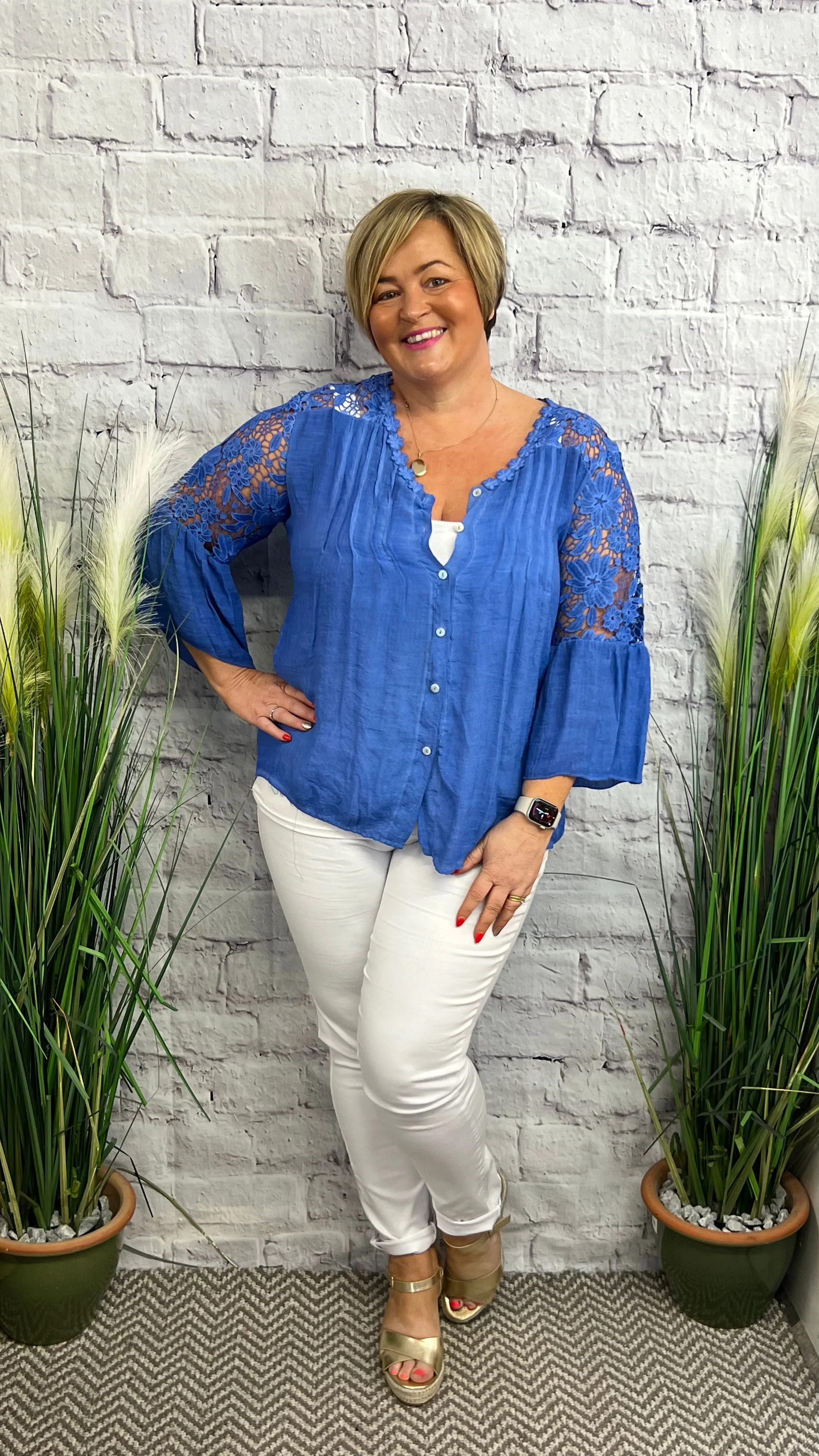 EMMA Embroidery Lace Shirt