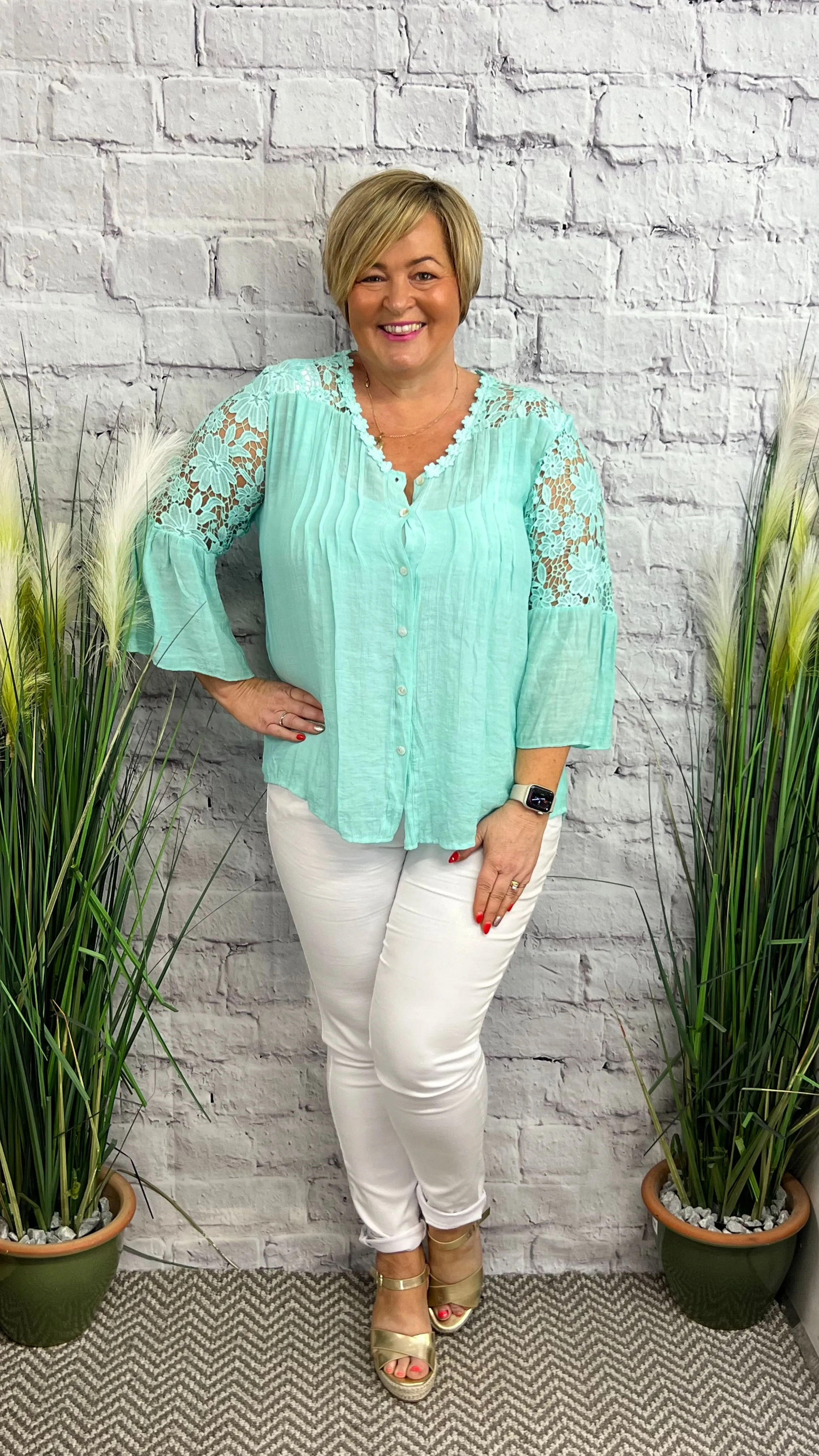 EMMA Embroidery Lace Shirt