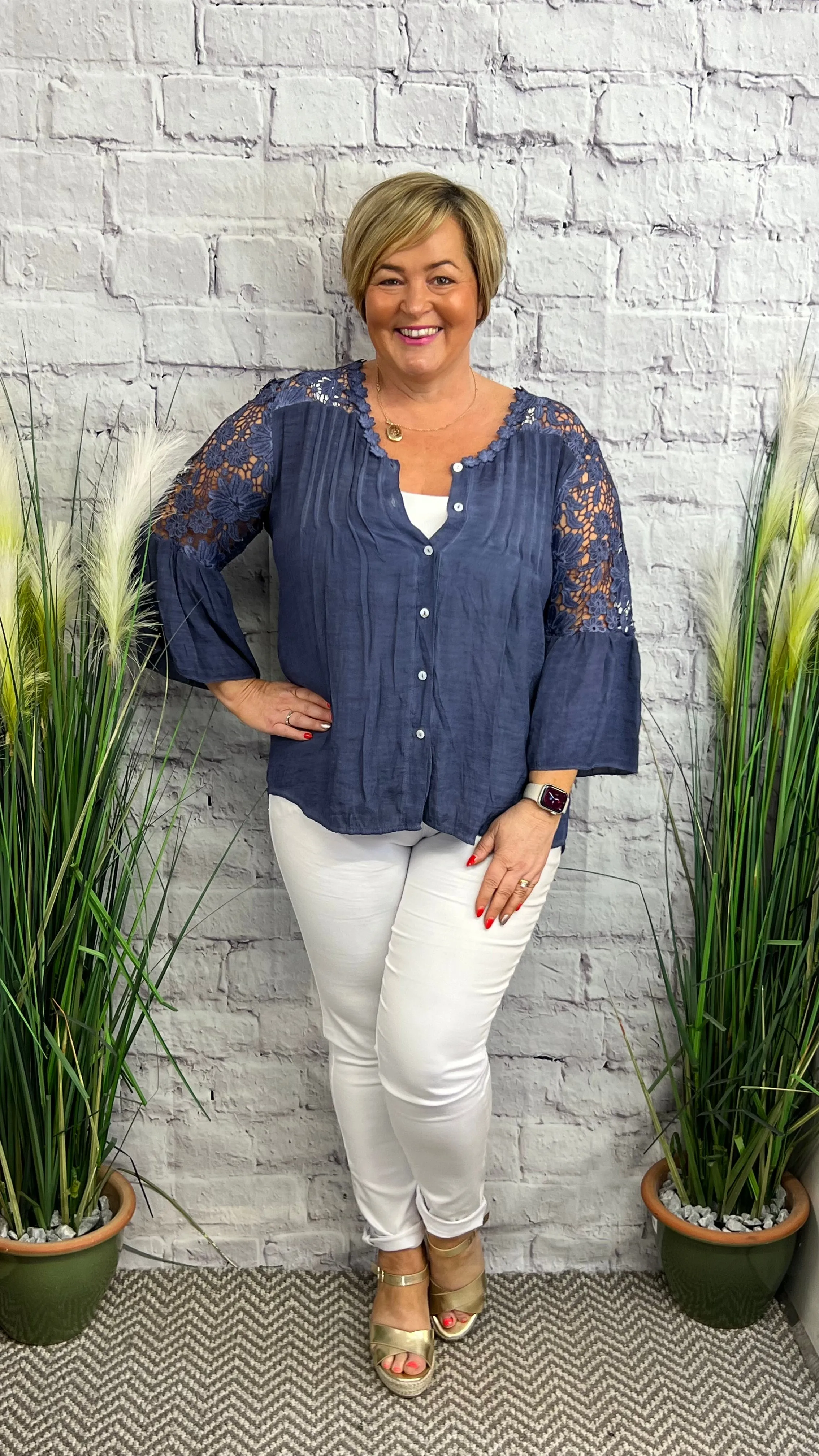 EMMA Embroidery Lace Shirt