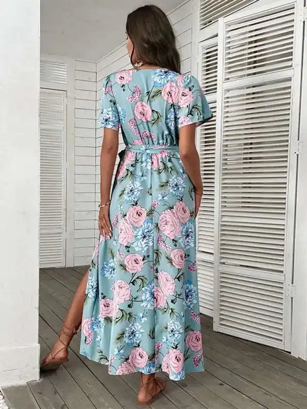 Fashionable Women’s Summer Dress