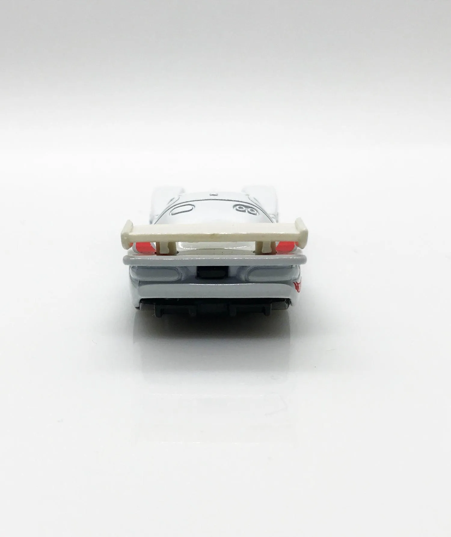 Hot Wheels White Panoz GTR-1 (1998)