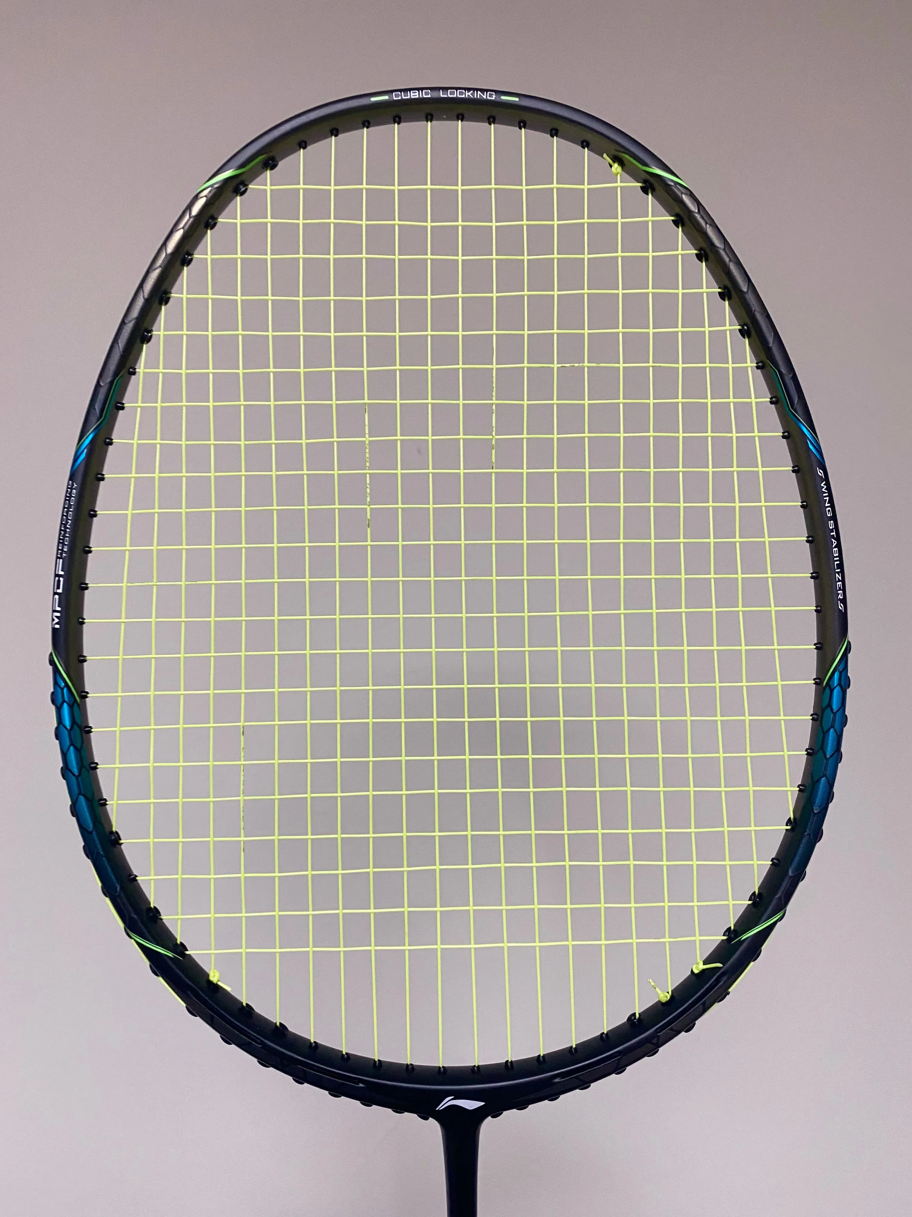Li-Ning Aeronaut 8000 Combat Badminton Racket