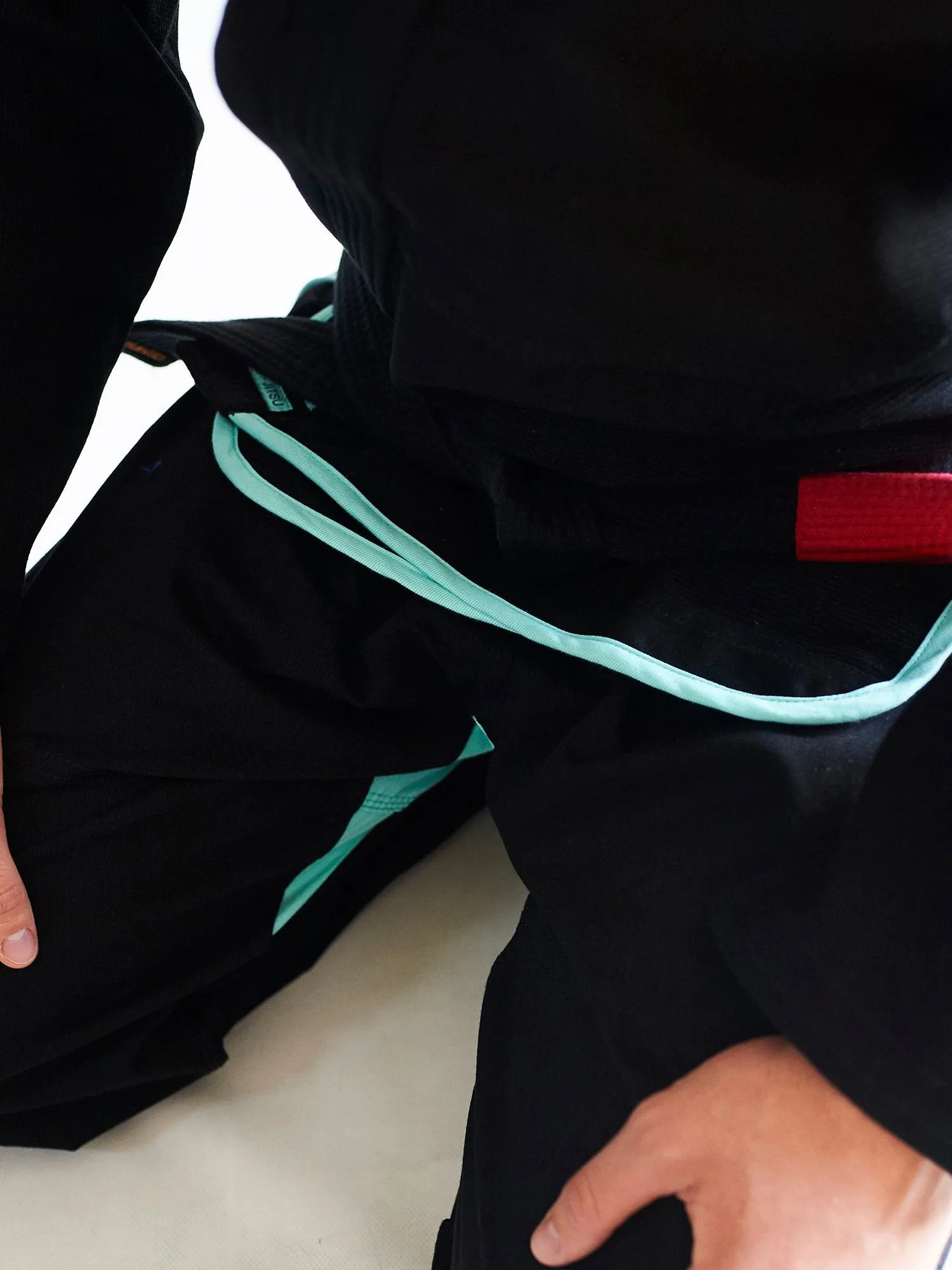 Manto "Rise" BJJ Gi - Black