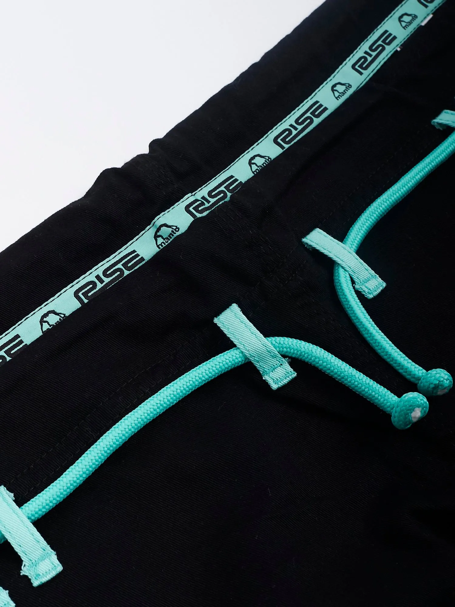Manto "Rise" BJJ Gi - Black